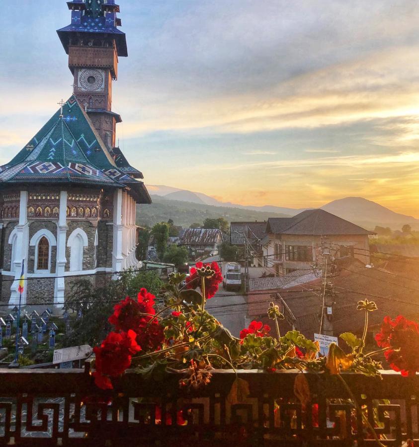 Hotel Casa Pop Săpînţa Esterno foto