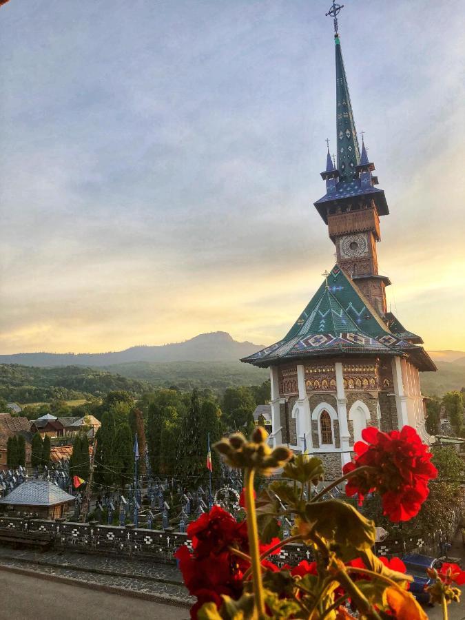 Hotel Casa Pop Săpînţa Esterno foto