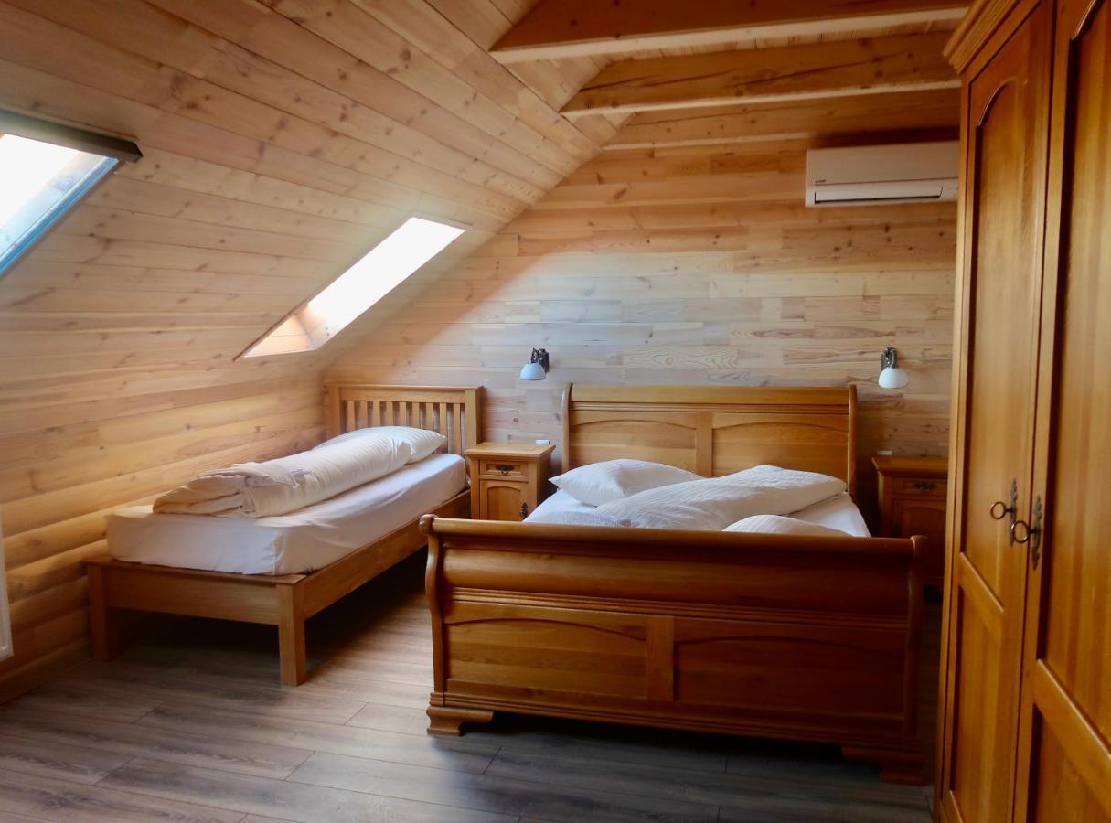 Hotel Casa Pop Săpînţa Esterno foto