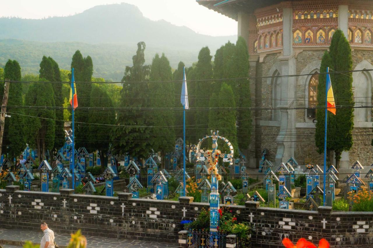 Hotel Casa Pop Săpînţa Esterno foto