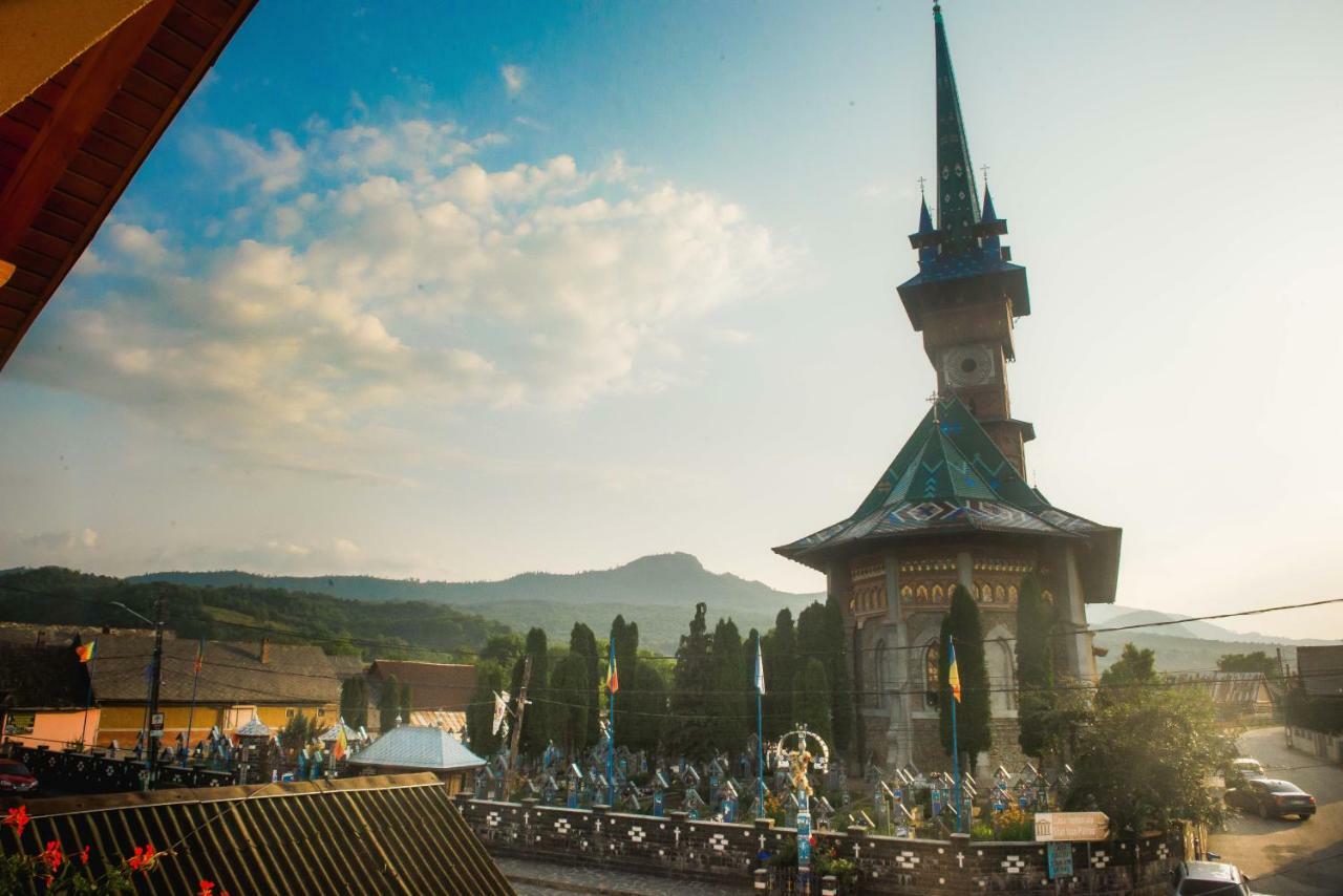 Hotel Casa Pop Săpînţa Esterno foto