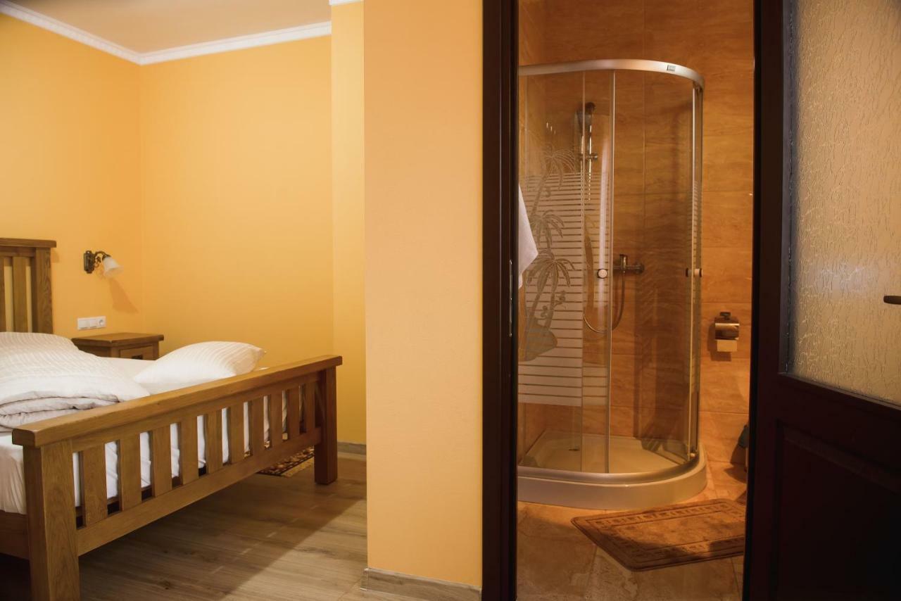 Hotel Casa Pop Săpînţa Esterno foto