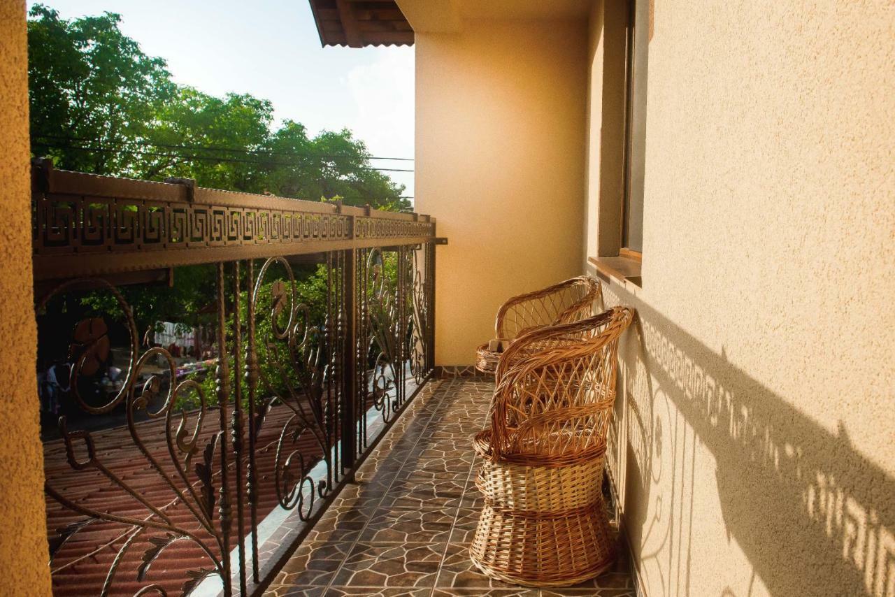 Hotel Casa Pop Săpînţa Esterno foto