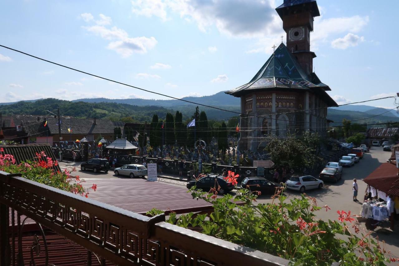 Hotel Casa Pop Săpînţa Esterno foto
