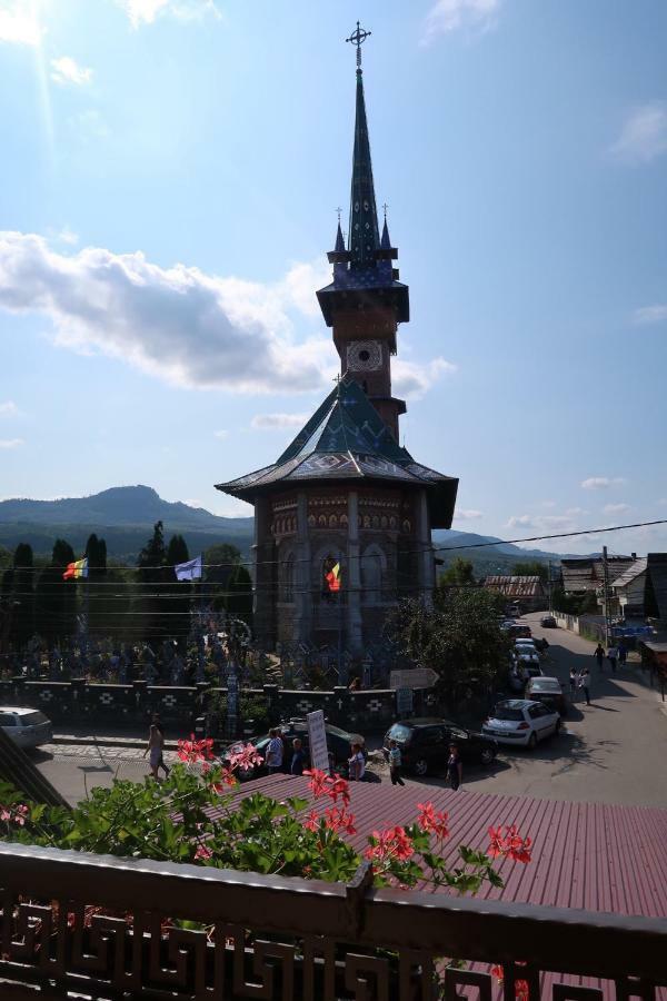 Hotel Casa Pop Săpînţa Esterno foto